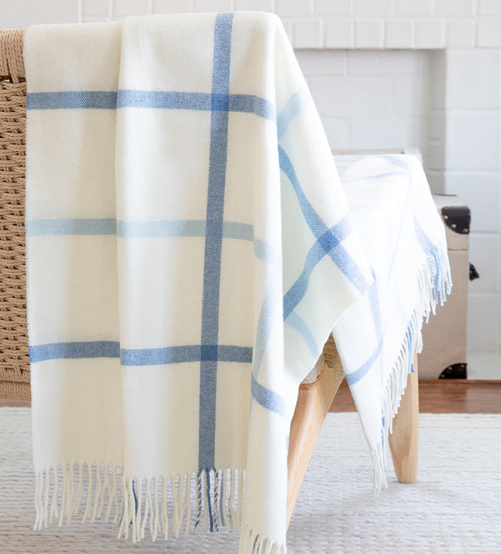 Colorful Throw Blankets from Italy & New Zealand, Scarves Lands