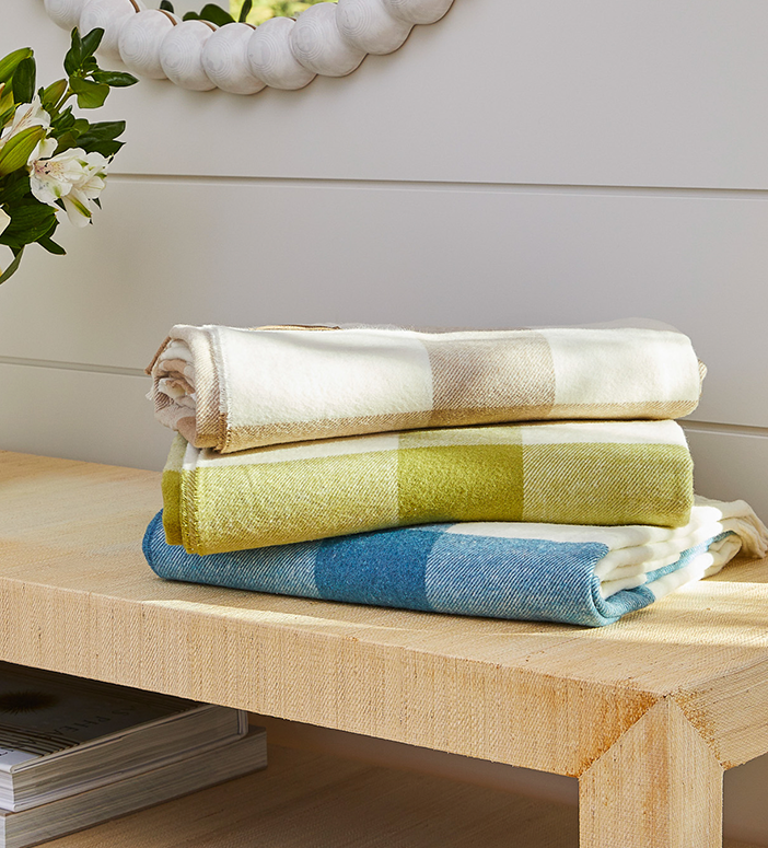 Colorful Throw Blankets from Italy & New Zealand, Scarves Lands