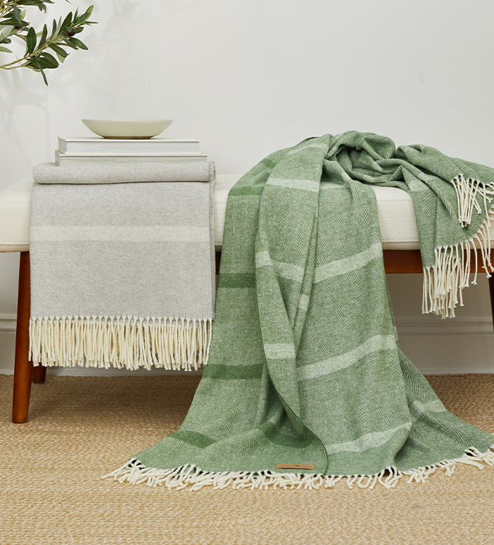 Colorful Throw Blankets from Italy & New Zealand, Scarves Lands