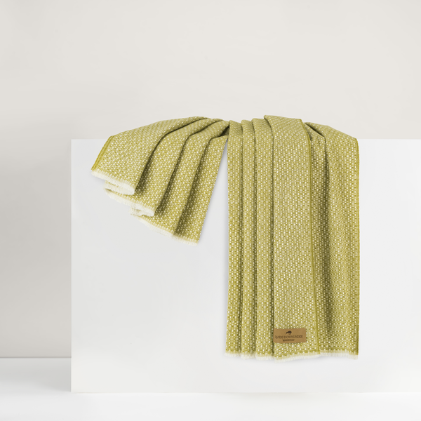 Lemongrass Hudson Valley Throw | Throws